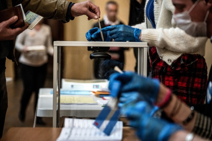 000-1pw7wk_0_729_485