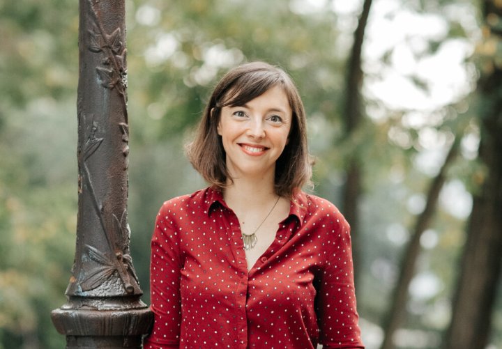 Practica tu comprensión oral en francés y ‘cambia tu vida’ con los podcasts de Clotilde Dusolier (nivel&nbsp;intermedio)